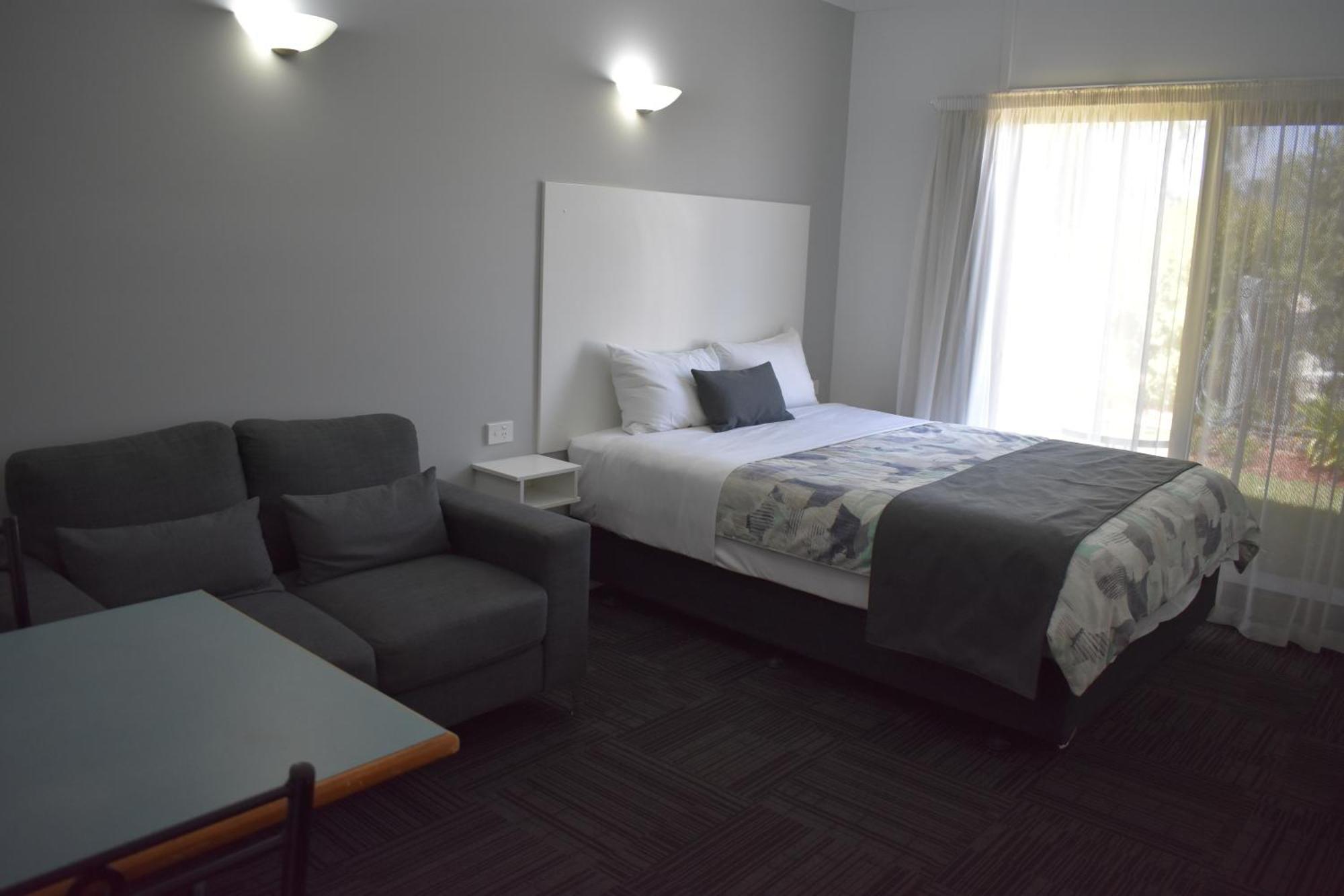 Riviana Motel Deniliquin Exterior foto