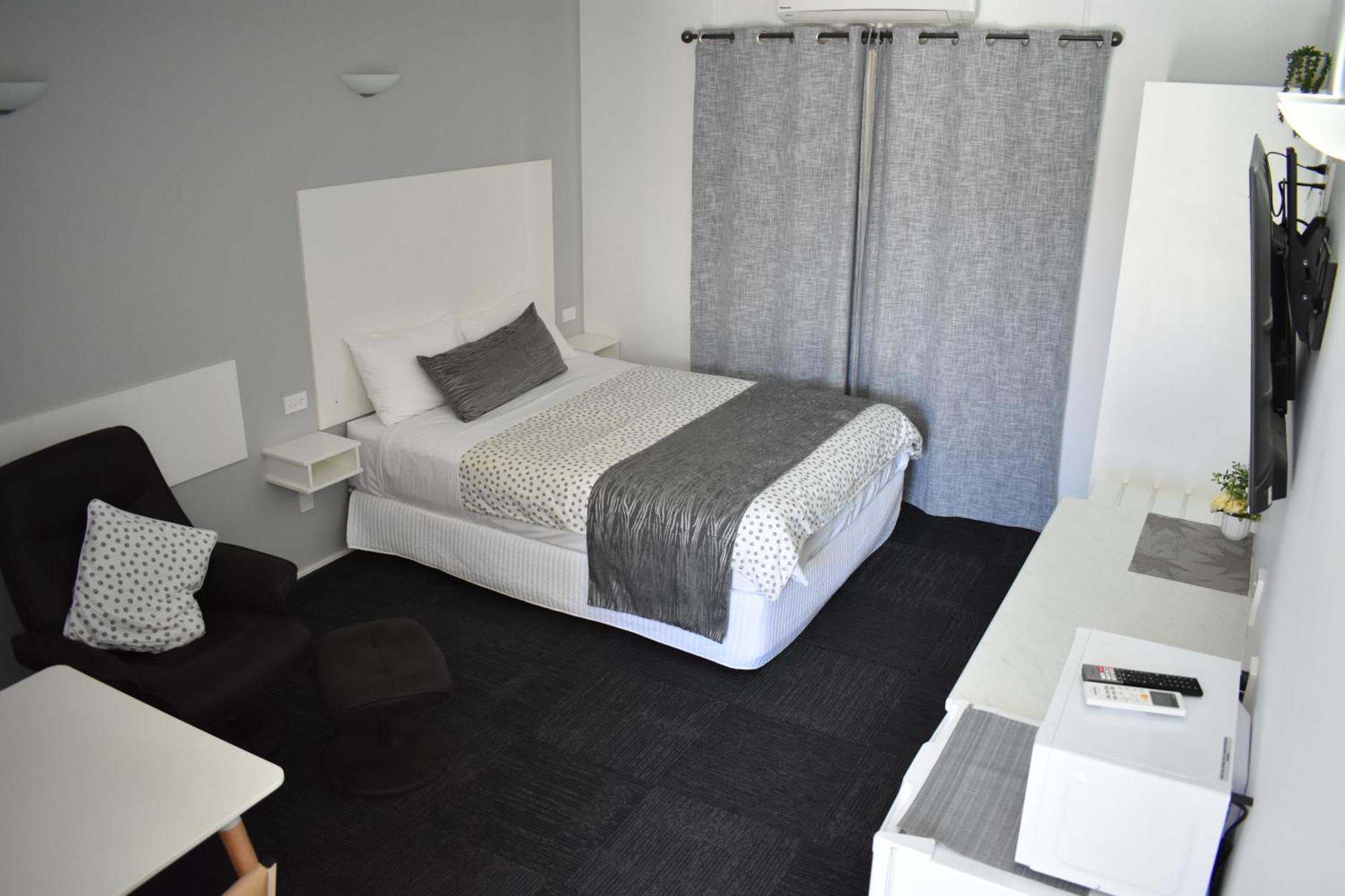 Riviana Motel Deniliquin Exterior foto